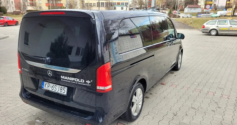 Mercedes-Benz Klasa V cena 195000 przebieg: 205000, rok produkcji 2020 z Kraków małe 106